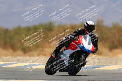 media/May-15-2022-SoCal Trackdays (Sun) [[33a09aef31]]/Turn 7 (1145am)/